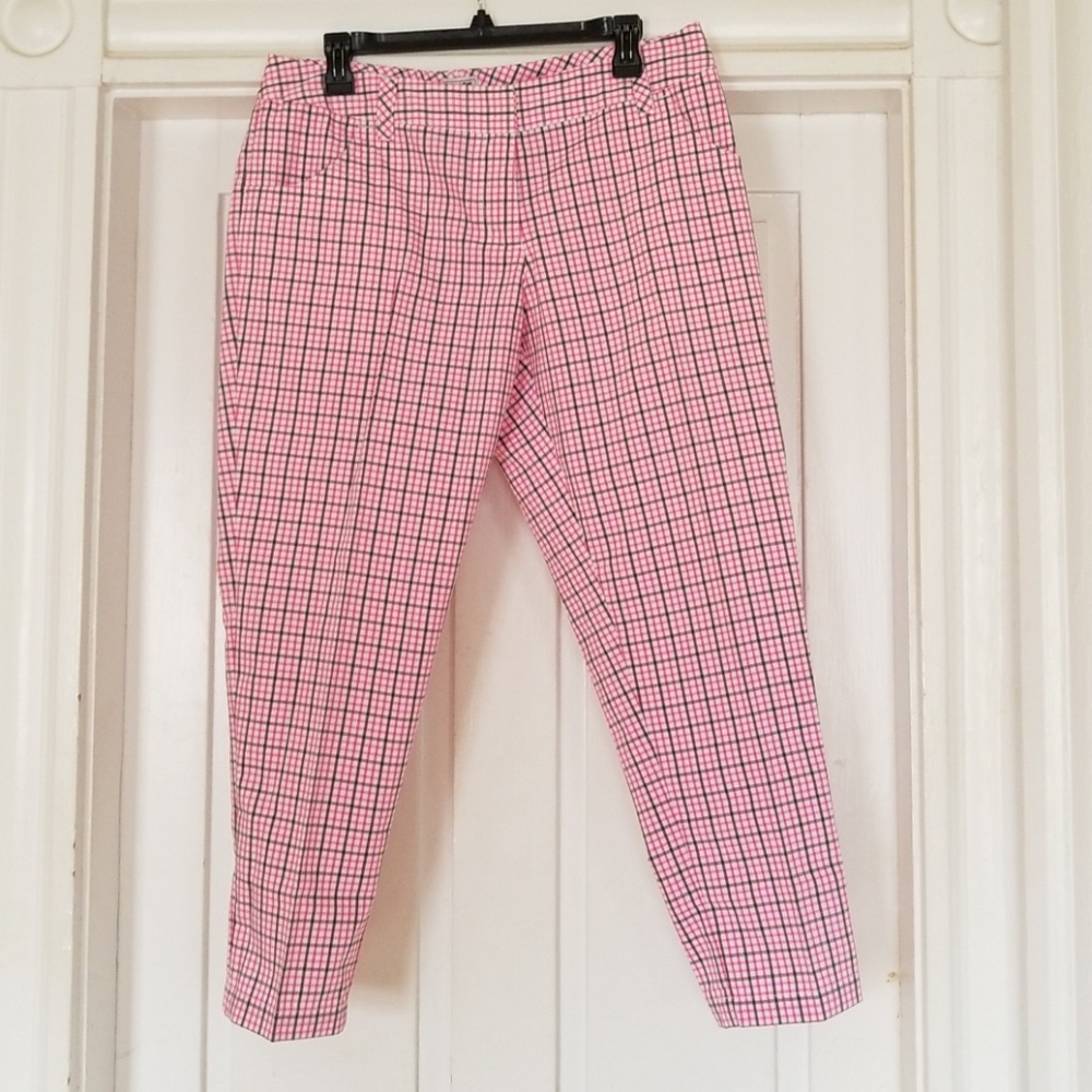 Super cute plaid adidas golf capris